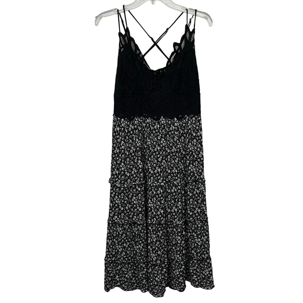 Rue + Women’s Strappy Dress Plus Sz 2X Black/White Lace Tiered Stretch‎